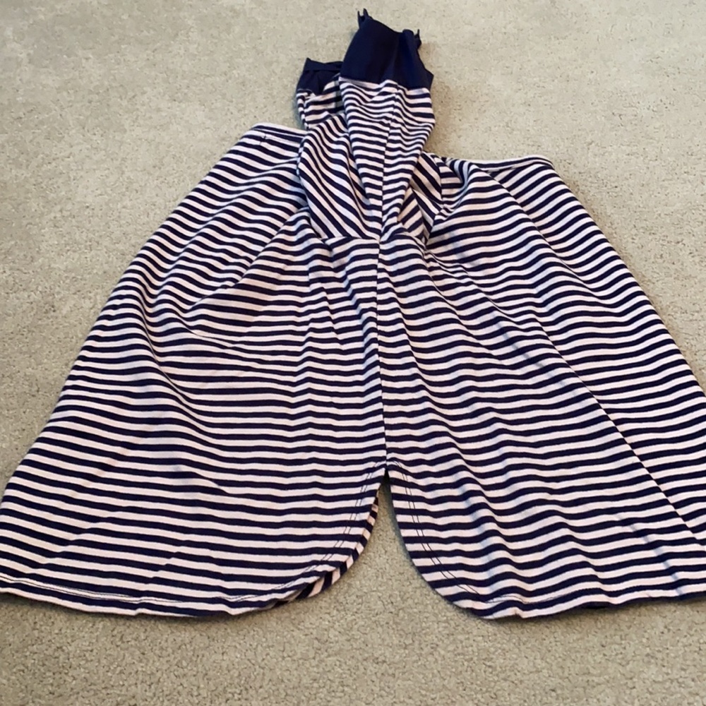 **FREE W/PURCHASE** Curve appeal navy blue and pink stripe pullover top. - Picture 8 of 16